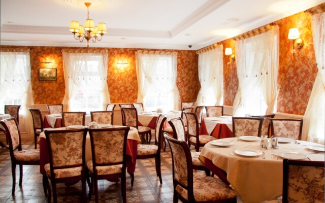 Yurievo Podvorye Hotel