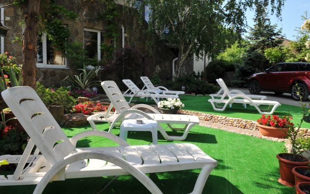 Oasis Hotel