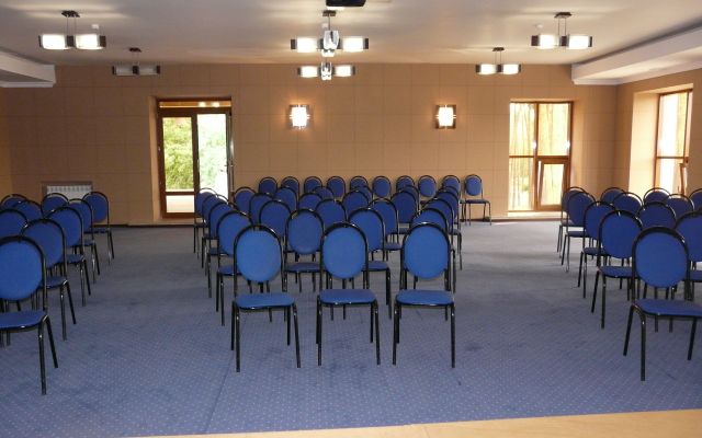 Загородный гостиничный комплекс Серебряный бор