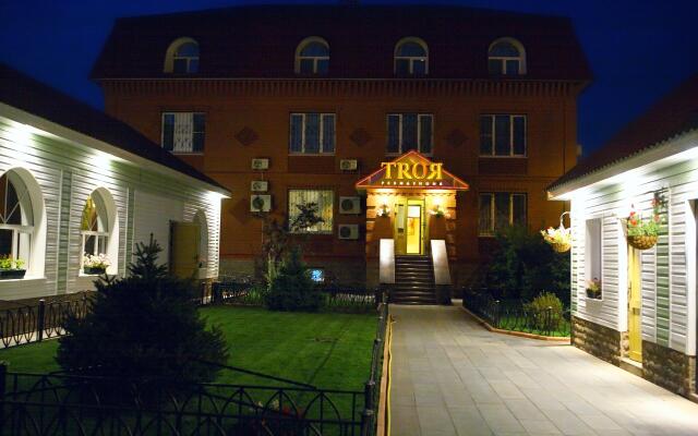 Residence Troya Guest House