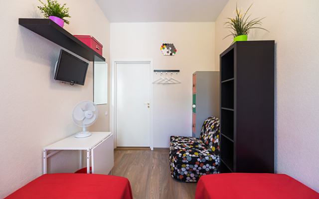 Mini-Mani Na Krilova Hostel