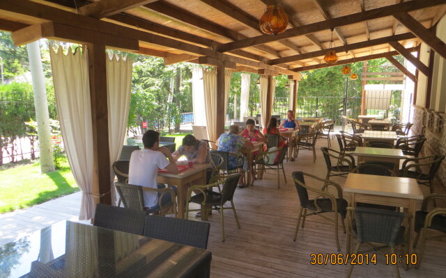 Пансионат Творческая Волна