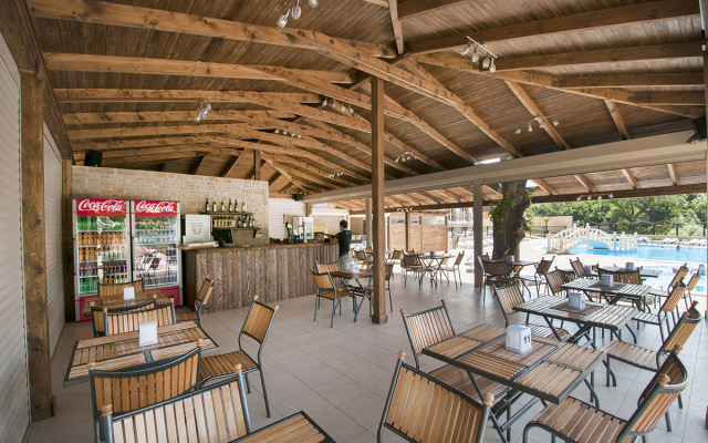 Ahilleon Park Boutique Hotel