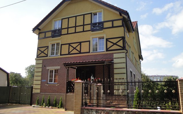 Streletsky Guest House