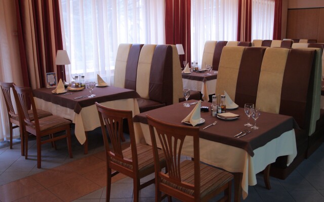 Bouling-Hotel "Novyie Gorki"