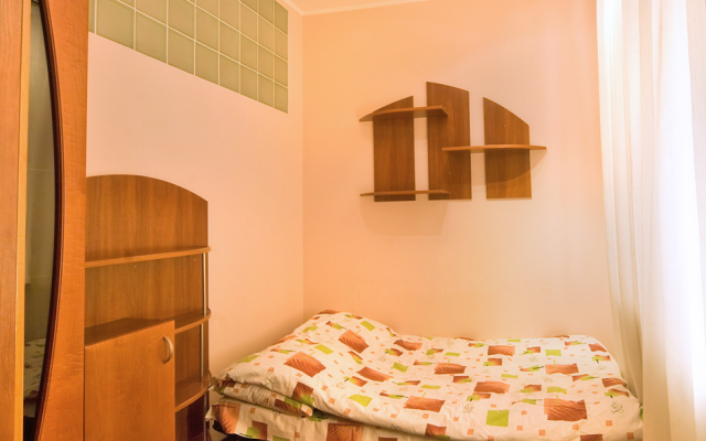 Gostinyiy Dom Na Ulitse Kozlova Apartment