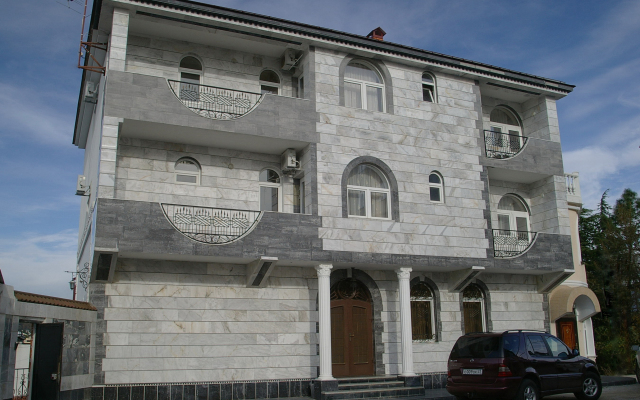 U Bocharova Ruchya Hotel