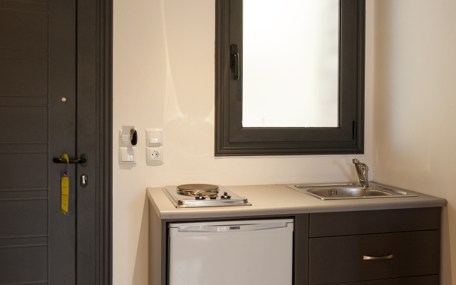 Отель Oniropetra Boutique