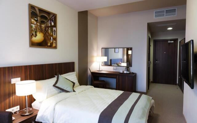 Best Western Russkiy Manchester Hotel