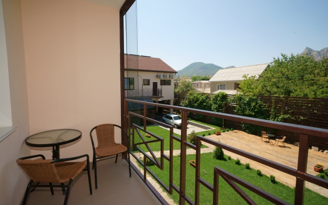 Leto Hotel