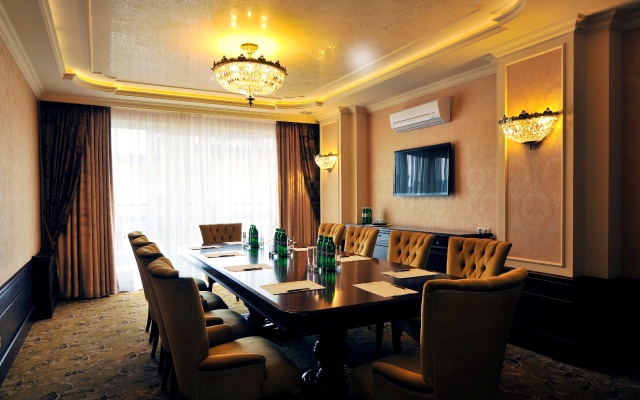 Nobilis Hotel