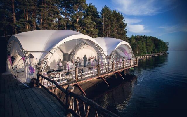 Отель Акватория