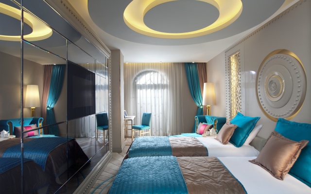 Sura Design Hotel and Suites 