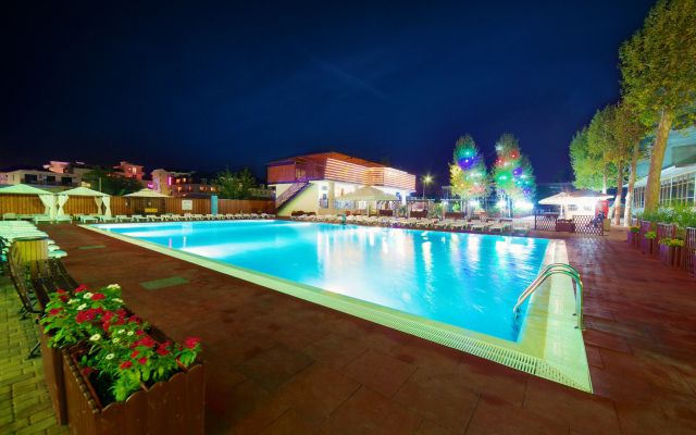 Emerald Hotel