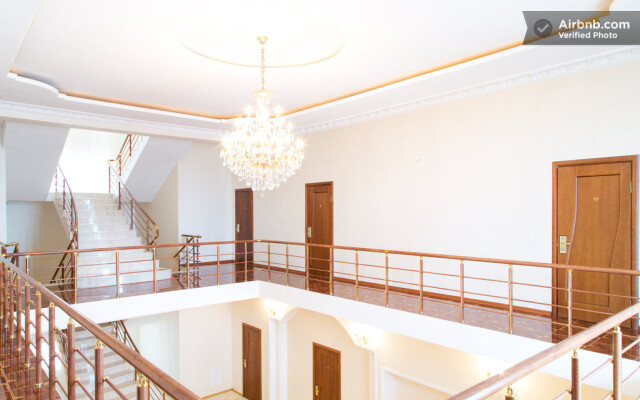 Guest House Guenos-Plaza