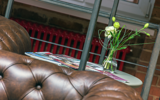 Design Bronze Boar Hotel