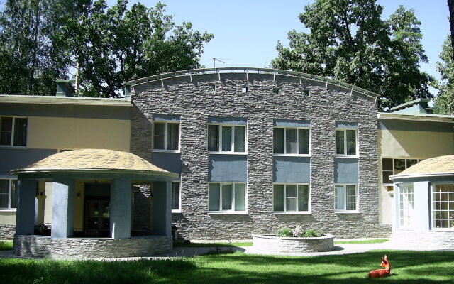 Загородный гостиничный комплекс Серебряный бор