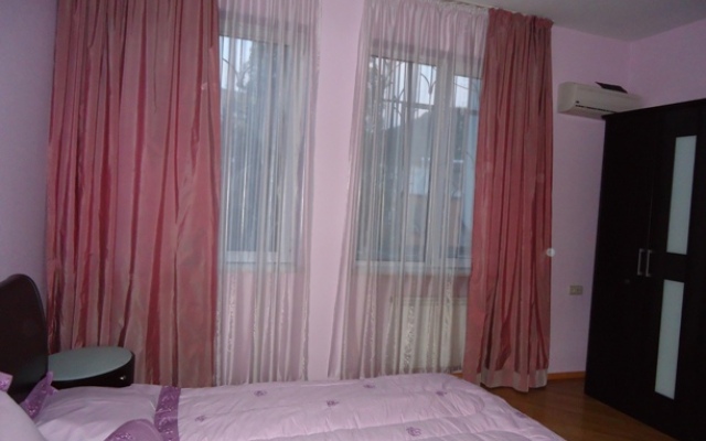 Verahause Apartment In Tbilisi