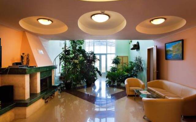 Meridian Hotel