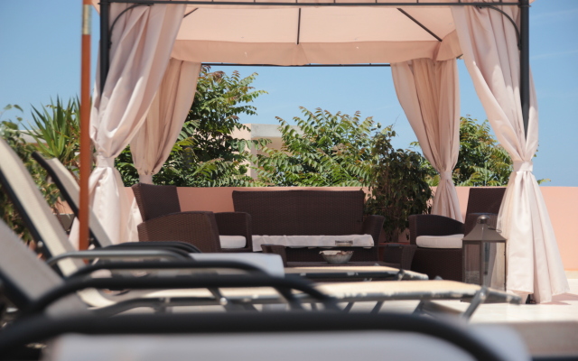 Sevach Apartments