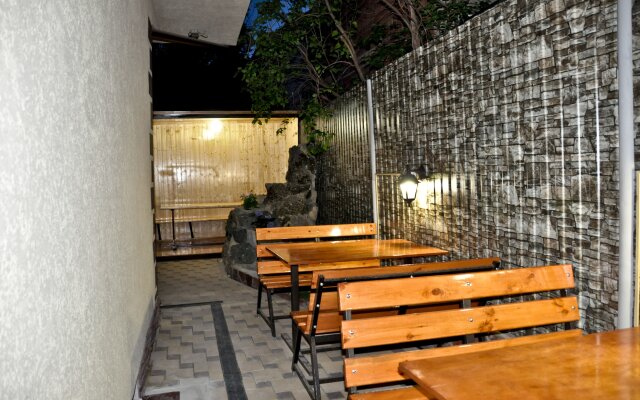 SunShine Guest House