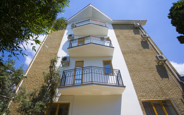 Chayka Guest house