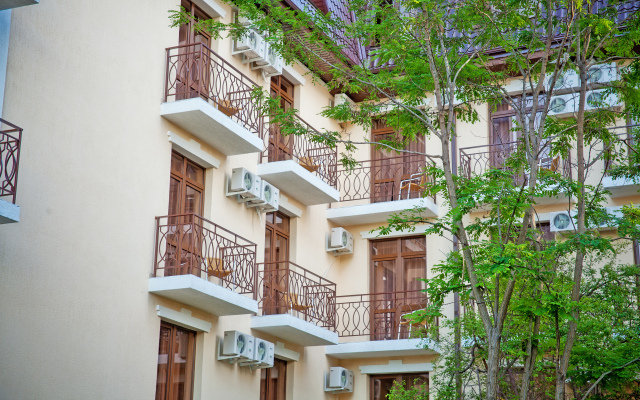 Favorit Hotel
