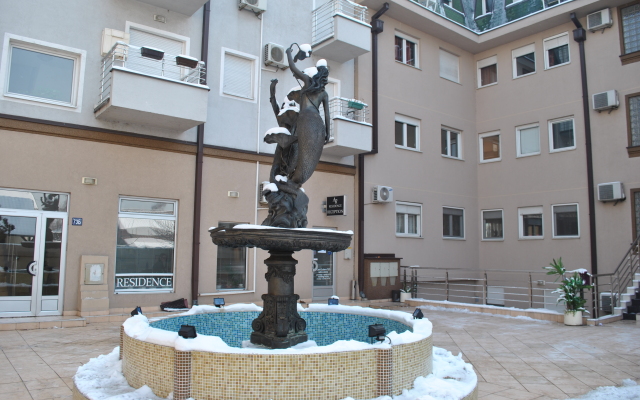 Residence Apartments