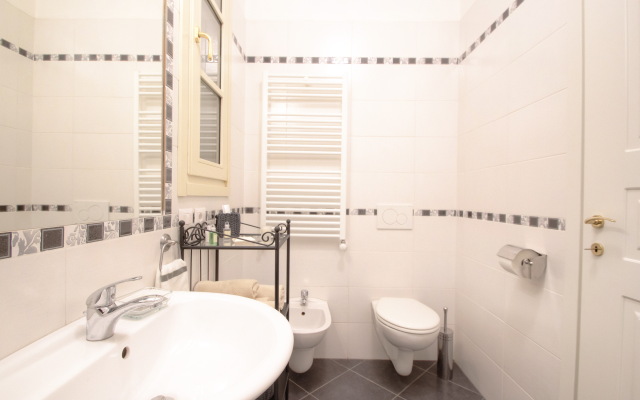 Manesova Apartment