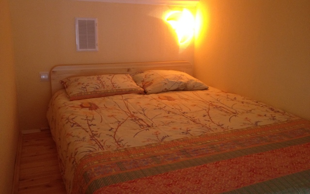 Alehandro Na Vasilevskom Ostrove Hotel