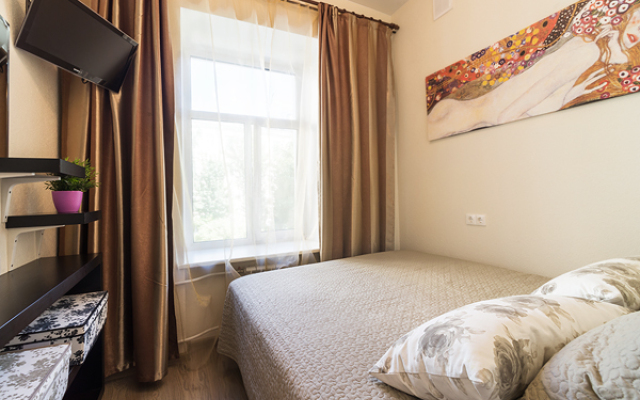 Mini-Mani Na Krilova Hostel