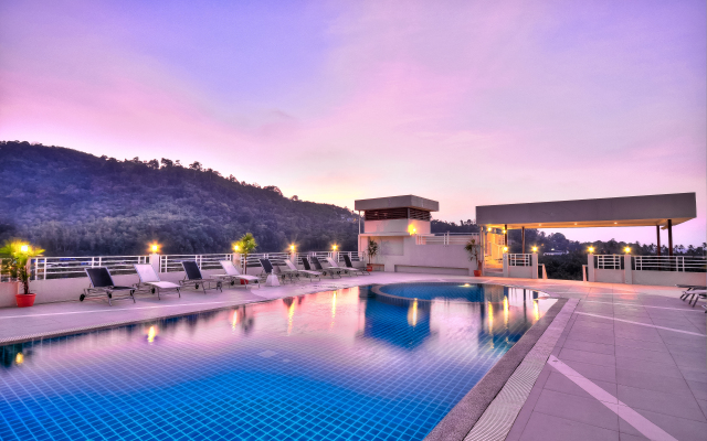 The ASHLEE Plaza Patong Hotel & Spa