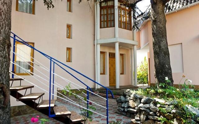 Livadia Living Quarters