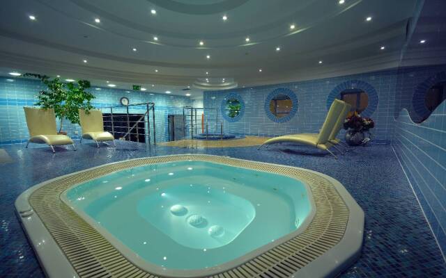 Qubus Legnica Hotel