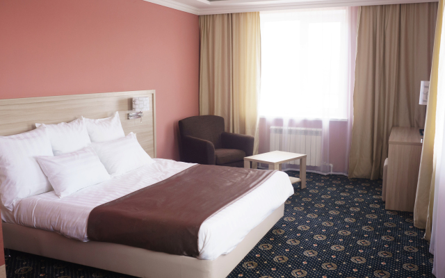 Apriori Hotel