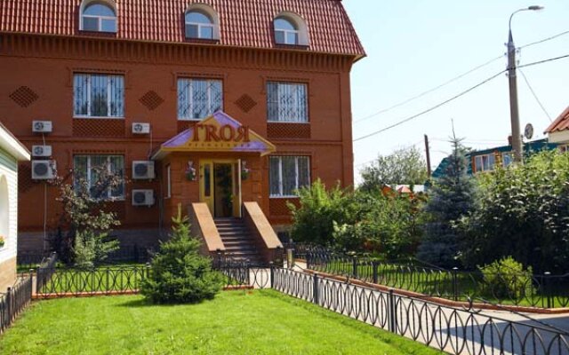 Residence Troya Guest House