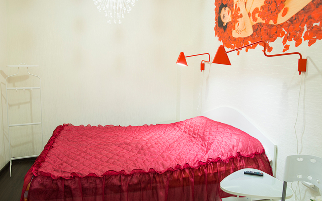Red Mini-Hotel