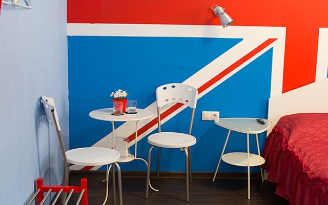 Red Mini-Hotel