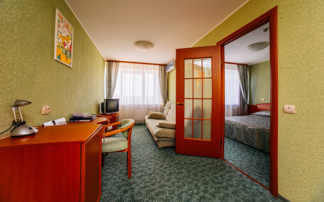 Volga Hotel