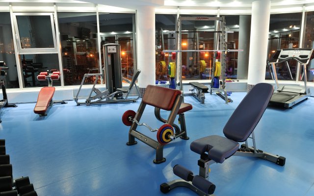 Gostinichnyj kompleks Stavropol Park Otel Hotel