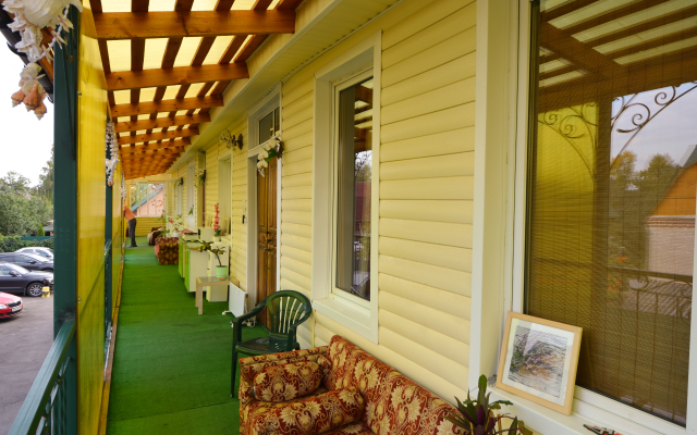 Vostryakovo Hotel