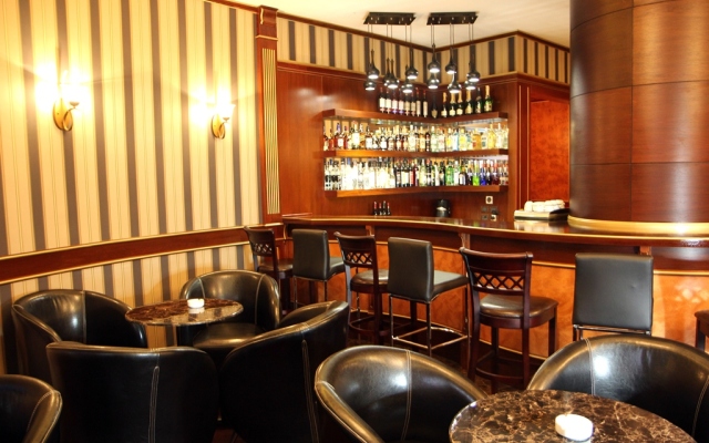 Diamond Hotel