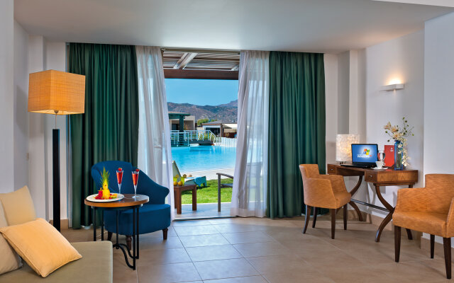 Отель Cavo Spada Luxury Resort & Spa