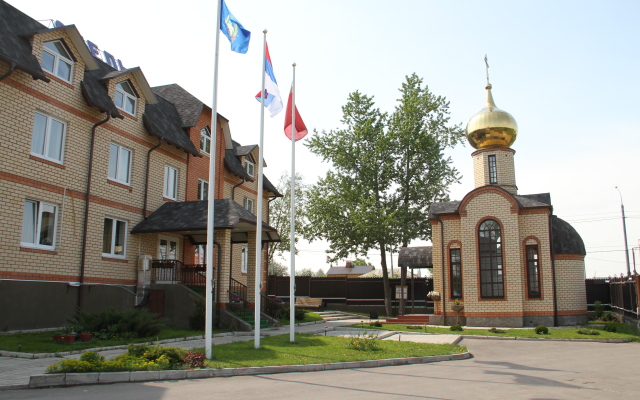 Anri Hotel