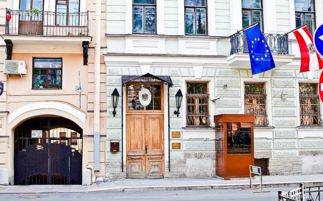 Меблированные комнаты Австрийский Дворик на Фурштатской 45