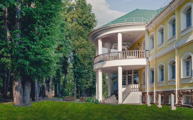 Отель Заповедник Лесное