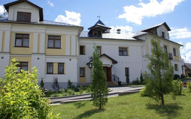 Pushkarskaya Sloboda Resort