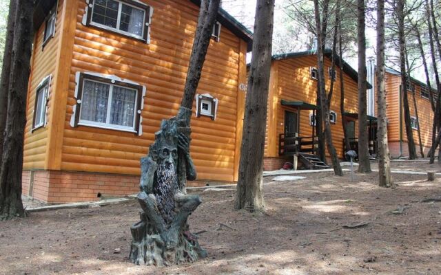 Kiparisovaya Usadba Hotel