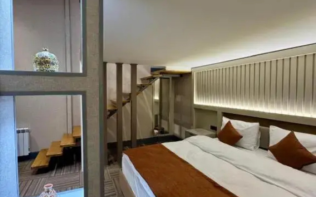 Nizami Central Park Hotel