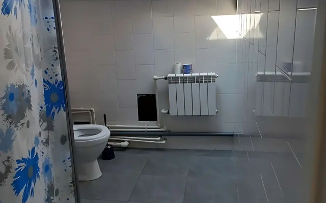 Студия на Горького 48 (46)